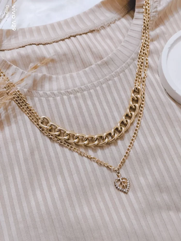 Golden Necklace - Image 2